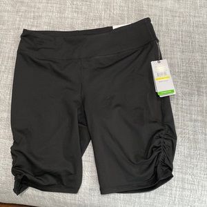 NWT Large Black Gaiam Athletic Shorts